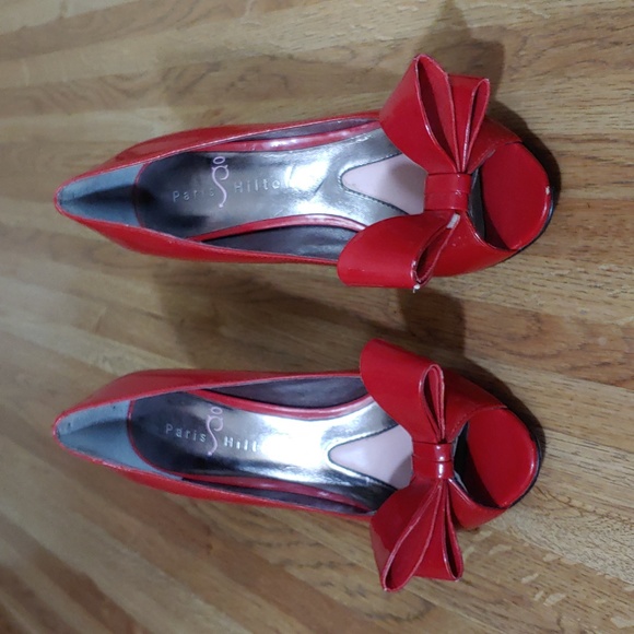 Paris Hilton 🥳 HOST PICK🥳 Vintage Red Bow Open Toe Heels 6 - Picture 2 of 16